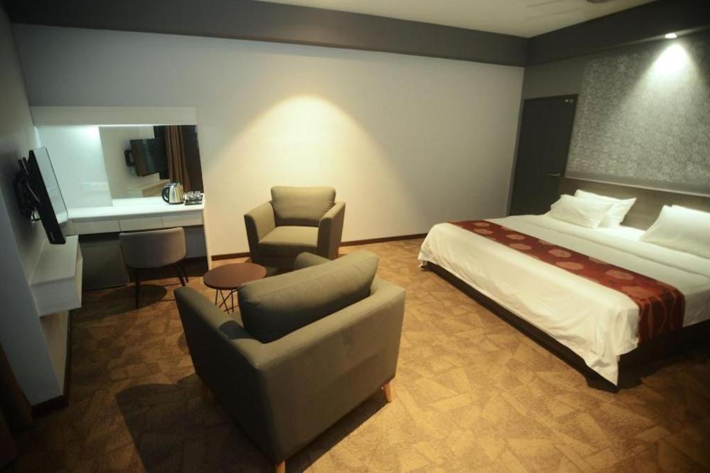 Star-Well Hotel Kuala Lipis Eksteriør billede