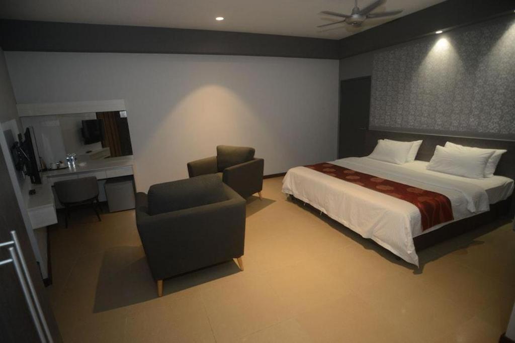 Star-Well Hotel Kuala Lipis Eksteriør billede