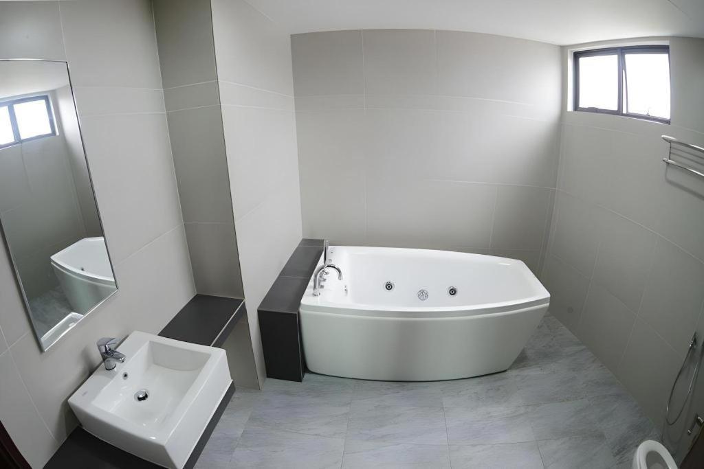 Star-Well Hotel Kuala Lipis Eksteriør billede