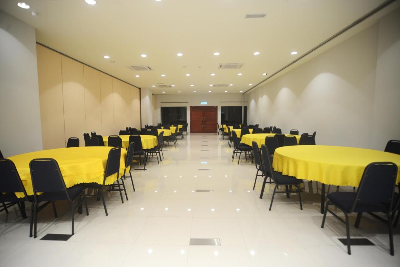 Star-Well Hotel Kuala Lipis Eksteriør billede